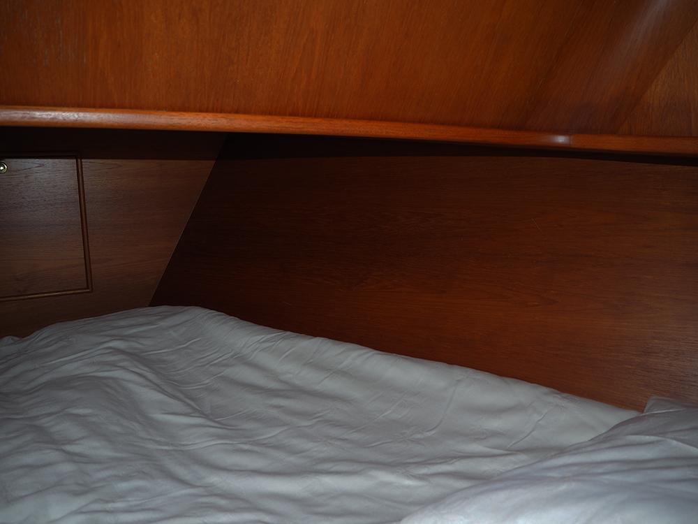 Cabin en avant, H&eacute;bergements